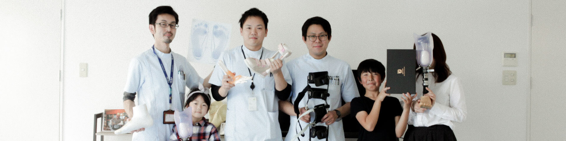 スタッフ集合写真　